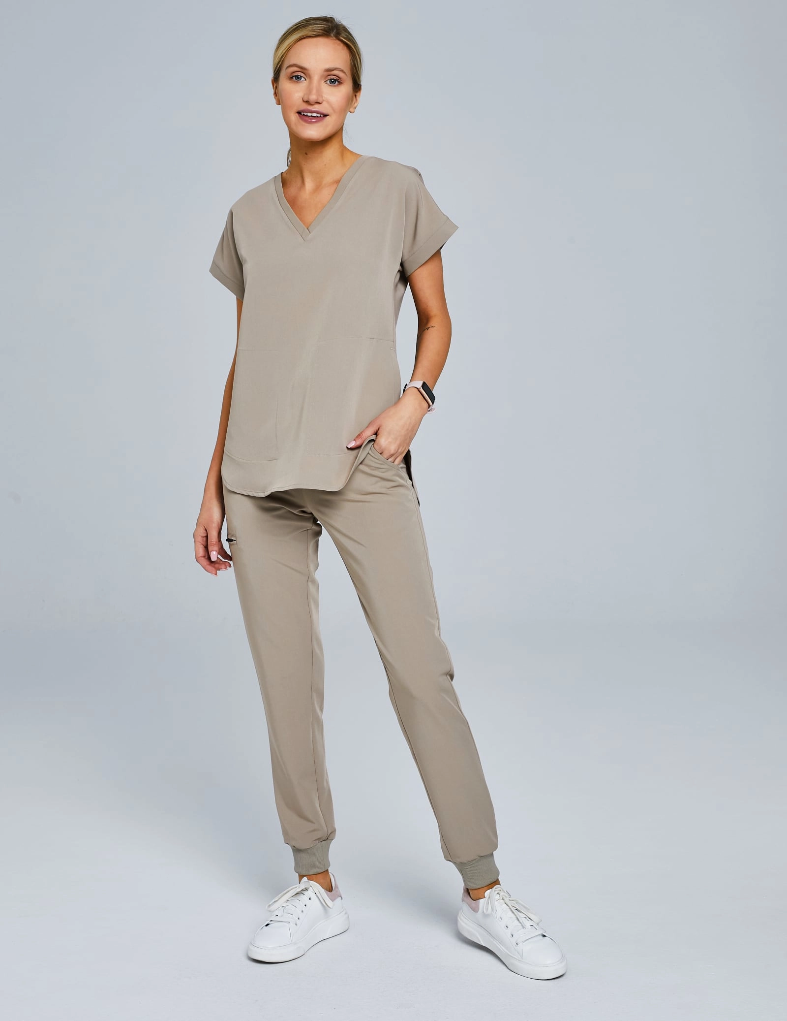 Medizinische Bluse Kendall - BEIGE