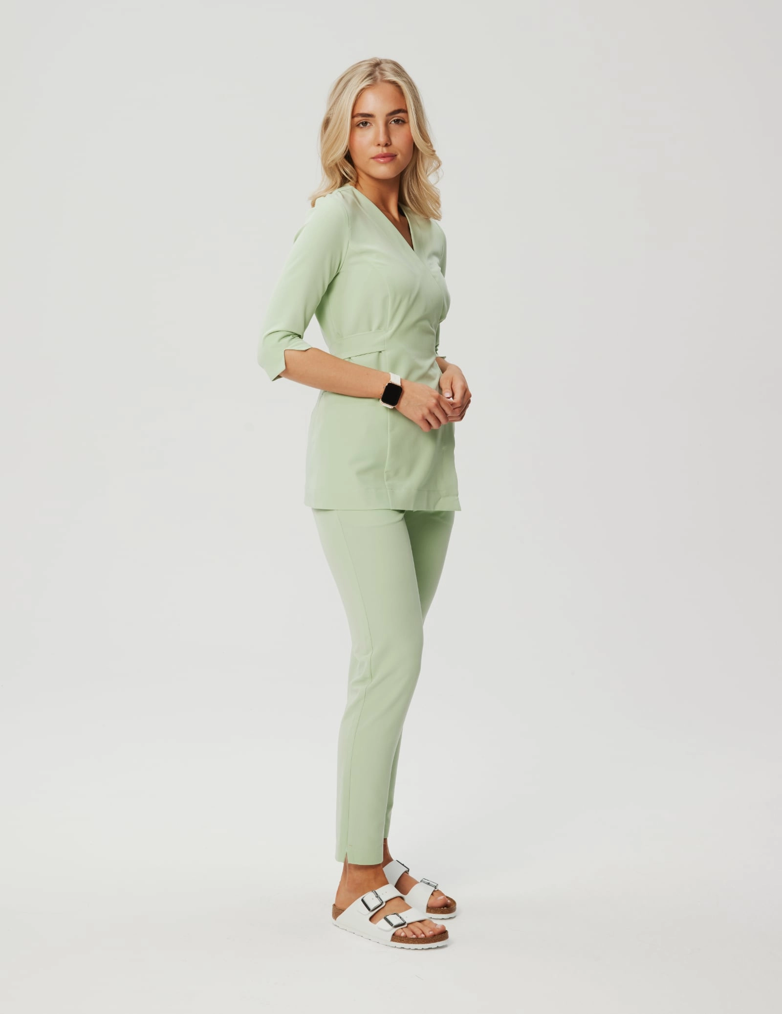 Damen Basic Hose  - MATCHA LATTE