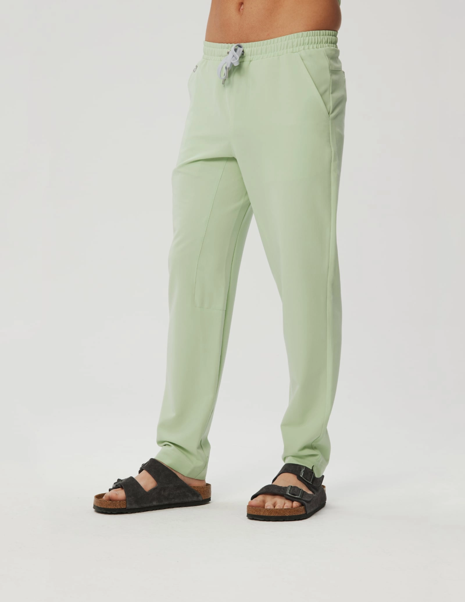 Herren Basic Hose - MATCHA LATTE