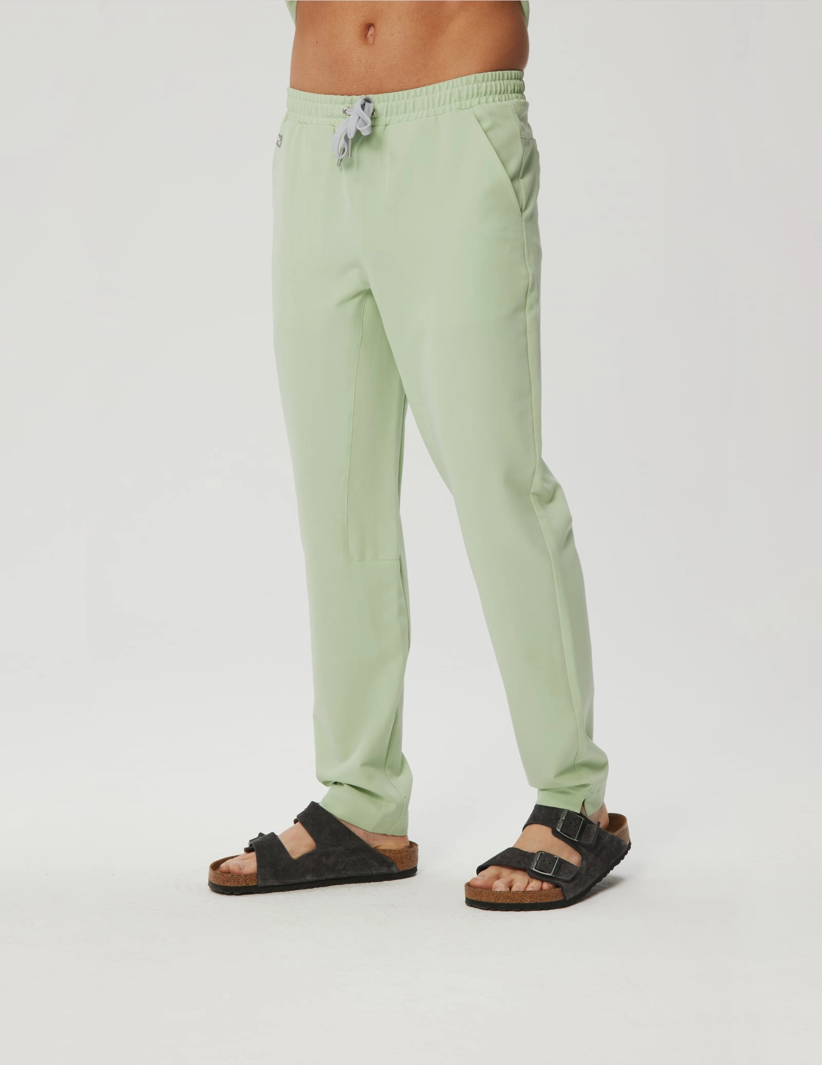 Herren Basic Hose - MATCHA LATTE